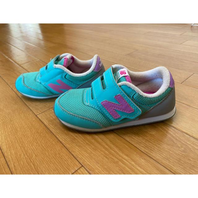 New Balance(ニューバランス)のニューバランス620  キッズ☆シューズ キッズ/ベビー/マタニティのキッズ靴/シューズ(15cm~)(スニーカー)の商品写真