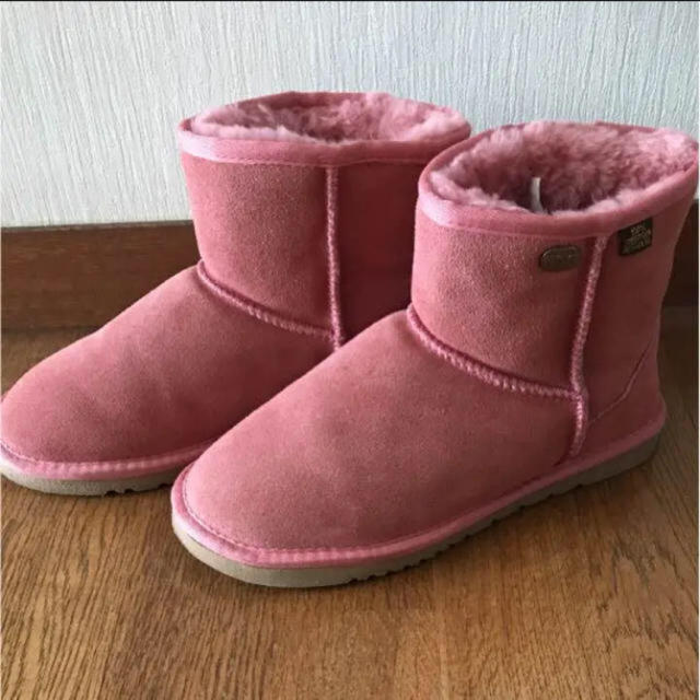 UGG(アグ)のugg  美品 レディースの靴/シューズ(ブーツ)の商品写真