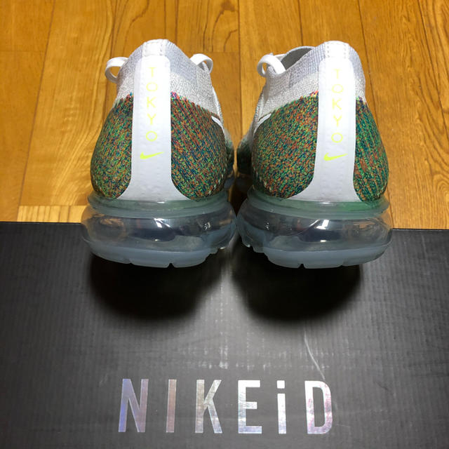 NIKE(ナイキ)の日本限定ID AIR VAPORMAX FLYKNIT TOKYO 29.5cm メンズの靴/シューズ(スニーカー)の商品写真