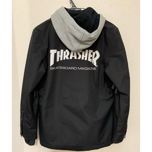 THRASHER(スラッシャー)のAA HARD WEAR スラッシャーコーチジャケット（お値下げ） スポーツ/アウトドアのスノーボード(ウエア/装備)の商品写真