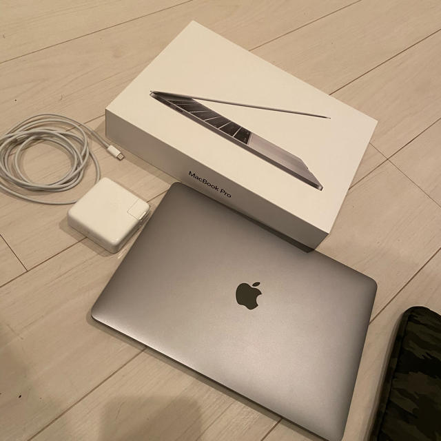 PC/タブレット美品 Mac book pro 2016 13インチ apple