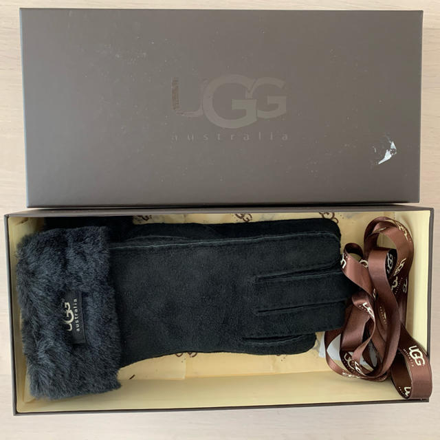 UGG(アグ)のUGG 【新品未使用】手袋 レディースのファッション小物(手袋)の商品写真