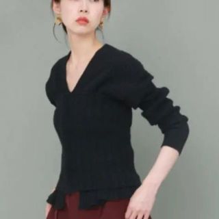 ケービーエフ(KBF)のKBF コルセット　セーター　ニット(ニット/セーター)