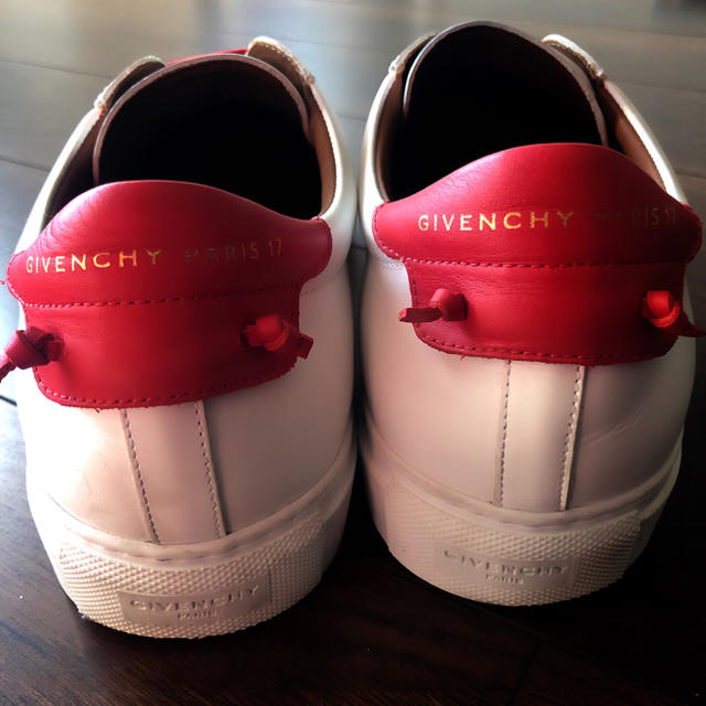 GIVENCHY(ジバンシィ)の【底値】GIVENCHY ジバンシー　スニーカー メンズの靴/シューズ(スニーカー)の商品写真