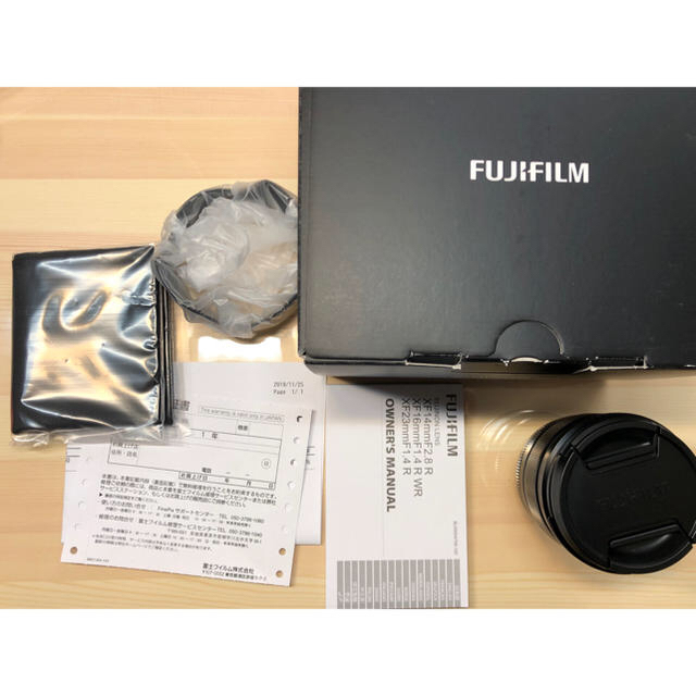 【美品】FUJIFILM XF 16mm F1.4 R WR + LH-XF16