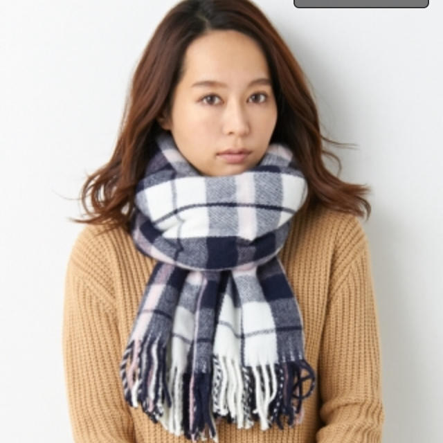 INGNI(イング)の♡新品タグ付 イング  ストール大判 レディースのファッション小物(マフラー/ショール)の商品写真