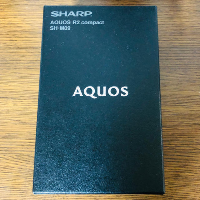 SHARP製品AQUOS R2 compact SH-M09