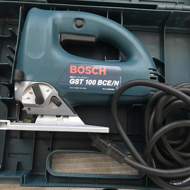 BOSCH スーパージグソー　GST100BCE 工具