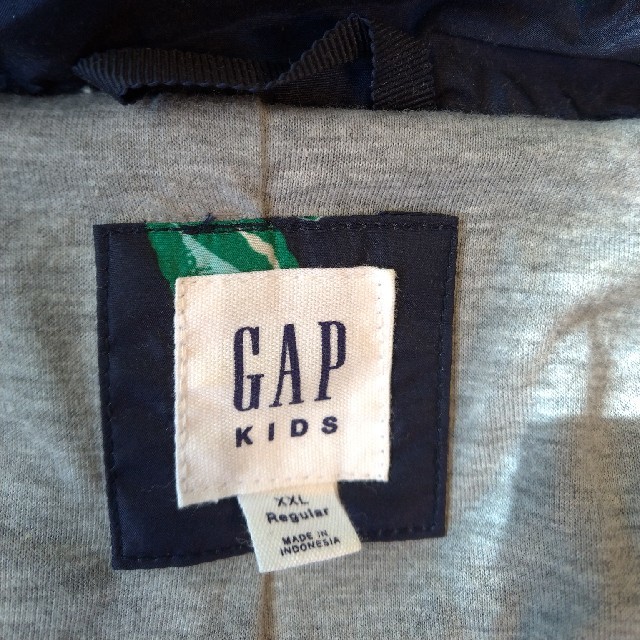 GAP Kids(ギャップキッズ)の【GAPキッズ】ナイロンパーカー　美品　 キッズ/ベビー/マタニティのキッズ服女の子用(90cm~)(ジャケット/上着)の商品写真