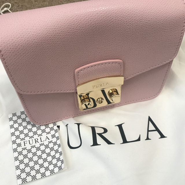 Furla(フルラ)のフルラ  メトロポリス  カメリア レディースのバッグ(ショルダーバッグ)の商品写真