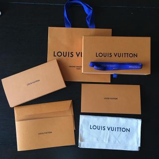 ルイヴィトン(LOUIS VUITTON)のWhiteさま(日用品/生活雑貨)