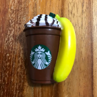 スターバックスコーヒー(Starbucks Coffee)のStarbucks スタバ バナナチョコ フラペチーノのバッジ　送料無料R(ノベルティグッズ)