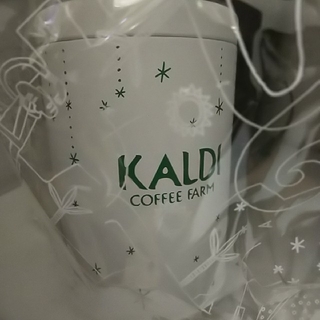 カルディ(KALDI)のカルディ キャニスター缶 クリスマスデザイン(収納/キッチン雑貨)