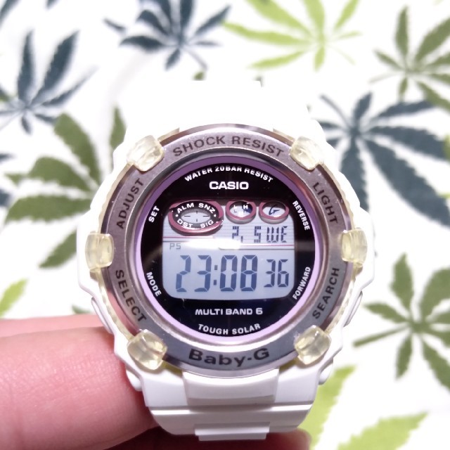 ファッション小物電波ソーラー　腕時計　CASIO Baby-G bgr-3003　ホワイト