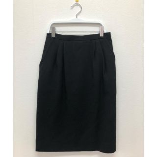 バレンシアガ(Balenciaga)のバレンシアガ タグ付き 未使用品 スカート ひざ丈 タイト ウール 黒(ひざ丈スカート)