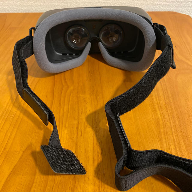 SAMSUNG(サムスン)のSAMSUNG GearVR with Controller サムスン ギアVR スマホ/家電/カメラのスマホアクセサリー(その他)の商品写真