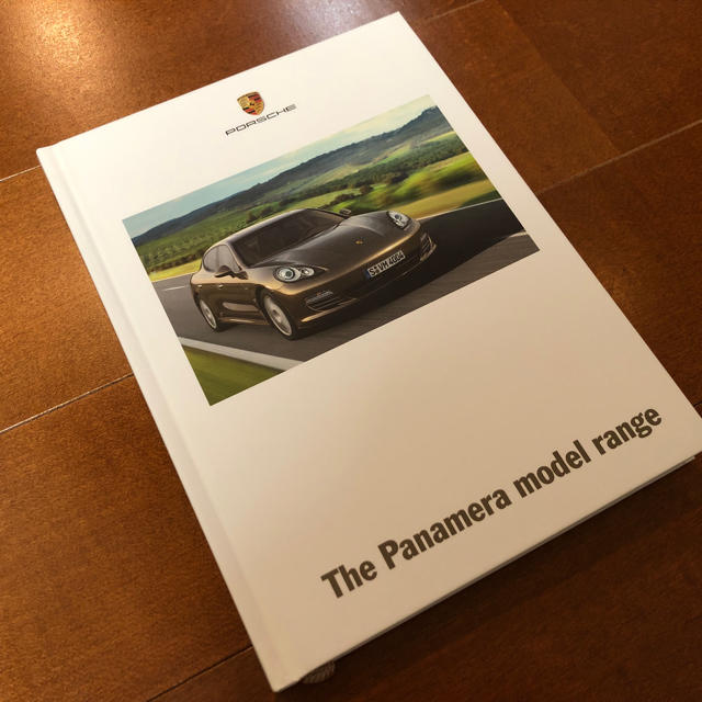 Porsche(ポルシェ)のポルシェ カタログ「The Panamera / 2010.4月」（冊子付属） 自動車/バイクの自動車(カタログ/マニュアル)の商品写真