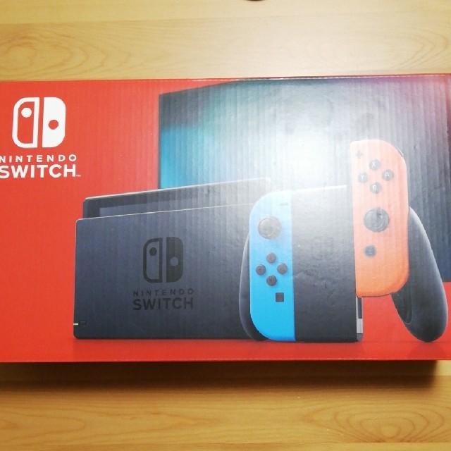 Nintendo Switch 2019年8月発売