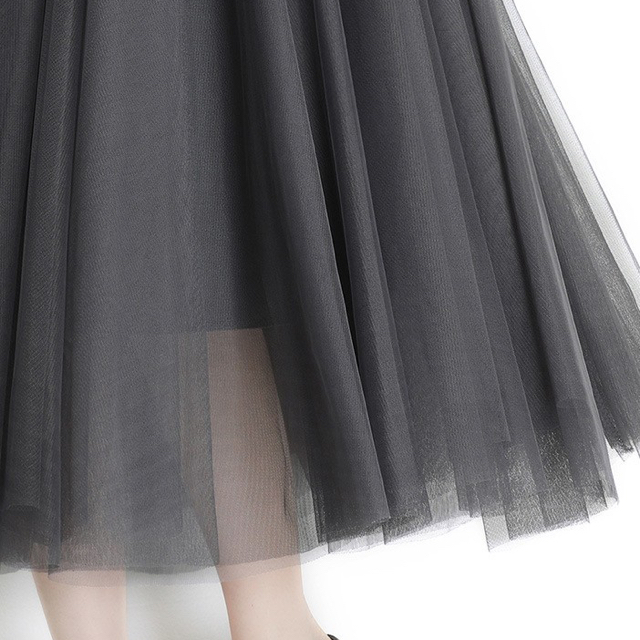 チュールスカート　ロング　マキシ　グレー レディースのスカート(ロングスカート)の商品写真