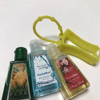 バスアンドボディーワークス(Bath & Body Works)の抗菌　ハンドジェル　携帯ケース付き(日用品/生活雑貨)