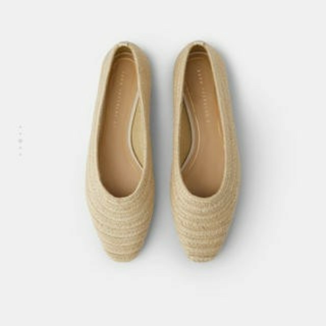 ZARA(ザラ)のZARA❤️ラフィア❤️36❤️人気・完売❤️新品未使用 レディースの靴/シューズ(バレエシューズ)の商品写真