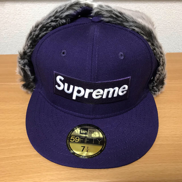 Supreme(シュプリーム)のsupreme earflap new era 7 1/4 メンズの帽子(キャップ)の商品写真