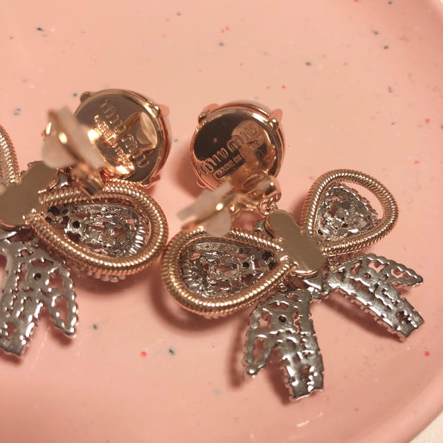 miumiu - miumiuリボンパールイヤリングの通販 by maaakimaaaki's shop