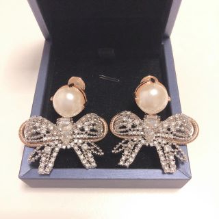 miumiu - miumiuリボンパールイヤリングの通販 by maaakimaaaki's shop