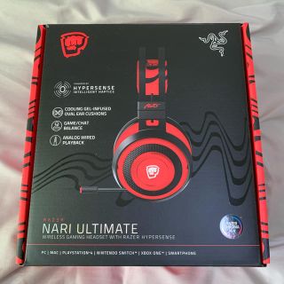 レイザー(LAZER)のRazer nari ultimate pew die pie モデル(ヘッドフォン/イヤフォン)