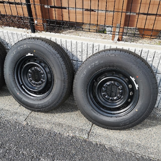 新車外し ハイエース 5型 ダークプライムⅡ 純正タイヤ ホイール