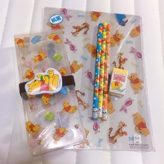 クマノプーサン(くまのプーさん)のプーさん　文房具セット(ペンケース/筆箱)