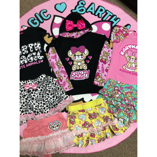 EARTHMAGIC(アースマジック)のアースマジック･130･140セット♡ キッズ/ベビー/マタニティのキッズ服女の子用(90cm~)(Tシャツ/カットソー)の商品写真