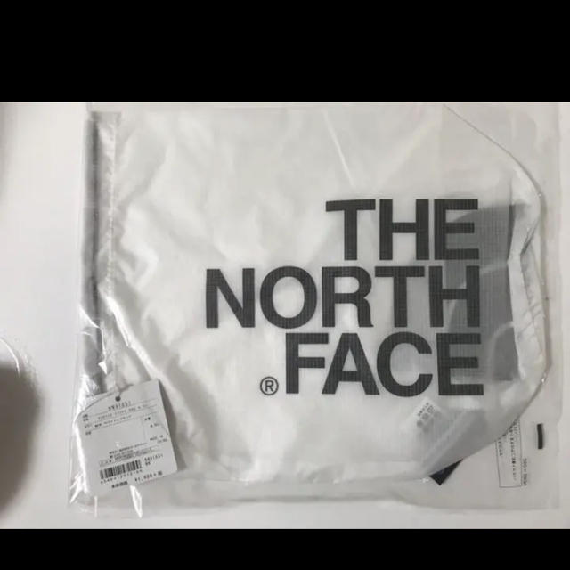 THE NORTH FACE(ザノースフェイス)の【未開封新品】ノースフェイス スタッフバッグ 4.5L 白×黒 パーテックス メンズのバッグ(その他)の商品写真