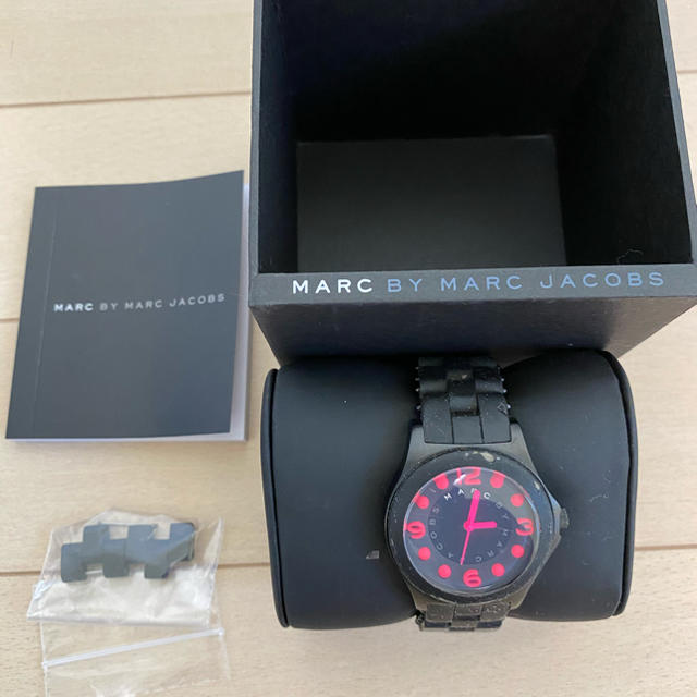 MARC BY MARC JACOBS(マークバイマークジェイコブス)のMARC BY MARCJACOBS 腕時計 レディースのファッション小物(腕時計)の商品写真