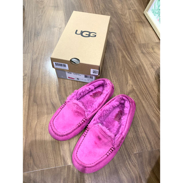 UGG(アグ)のUGG ANSLEY モカシン ピンク レディースの靴/シューズ(スリッポン/モカシン)の商品写真