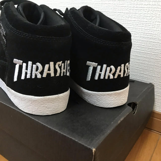 THRASHER(スラッシャー)のメンズ　スニーカー メンズの靴/シューズ(スニーカー)の商品写真