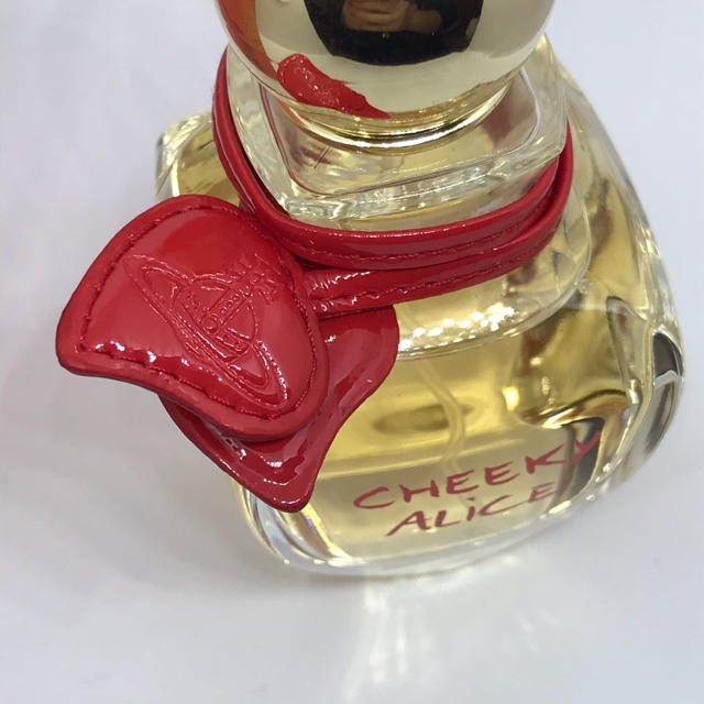 Vivienne Westwood(ヴィヴィアンウエストウッド)の美品！ ヴィヴィアン・ウエストウッド チーキーアリス 50ml コスメ/美容の香水(香水(女性用))の商品写真