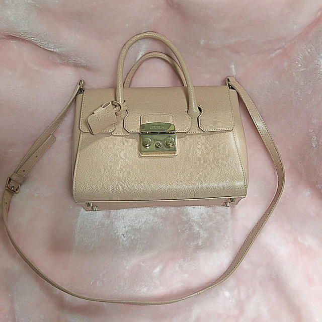 ショルダーバッグFURLA♡メトロポリス