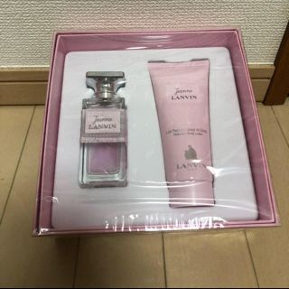 ランバン 保湿 香水 レディースの通販 8点 Lanvinのコスメ 美容を買うならラクマ ランバン 保湿 香水 レディースの通販 8点 Lanvinのコスメ 美容を買うならラクマ