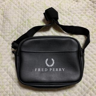 フレッドペリー(FRED PERRY)のフレッド　ペリー　ショルダーバッグ(ショルダーバッグ)