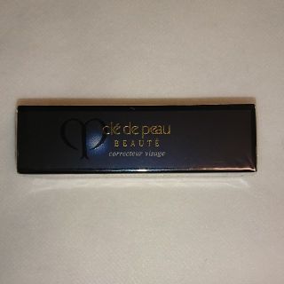 クレドポーボーテ(クレ・ド・ポー ボーテ)の新品、未開封、Cle de peau コレクチュール ヴィサージュ PO


(コンシーラー)