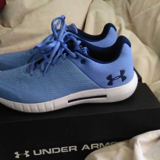 アンダーアーマー(UNDER ARMOUR)のアンダーアーマー レディースシューズ ブルー 24.5㎝(スニーカー)