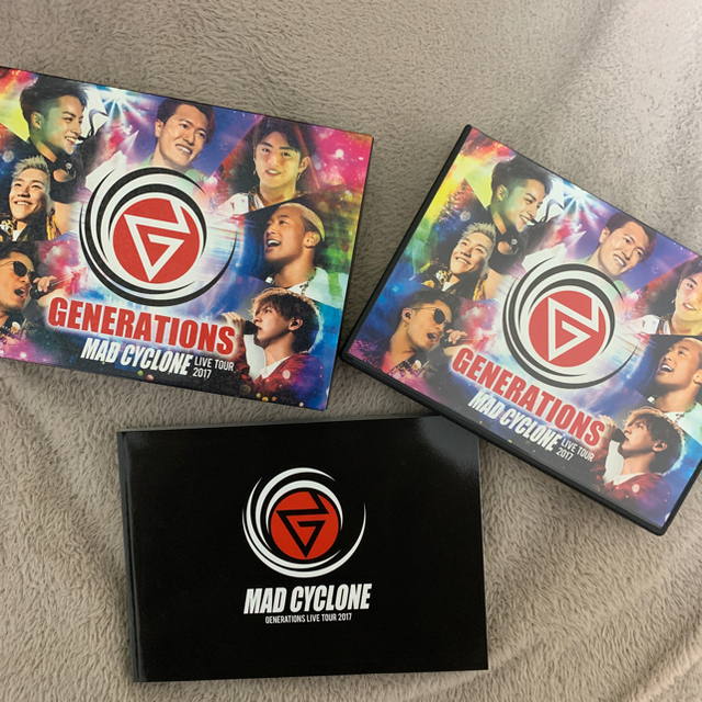 GENERATIONS(ジェネレーションズ)のGENERATIONS MAD CYCLONE エンタメ/ホビーのタレントグッズ(ミュージシャン)の商品写真