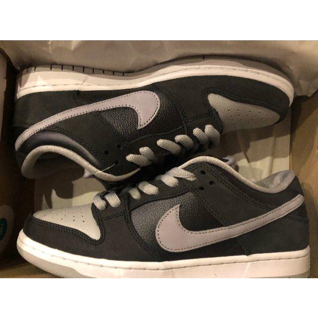 NIKE(ナイキ)のNIKE SB DUNK LOW SHADOW メンズの靴/シューズ(スニーカー)の商品写真