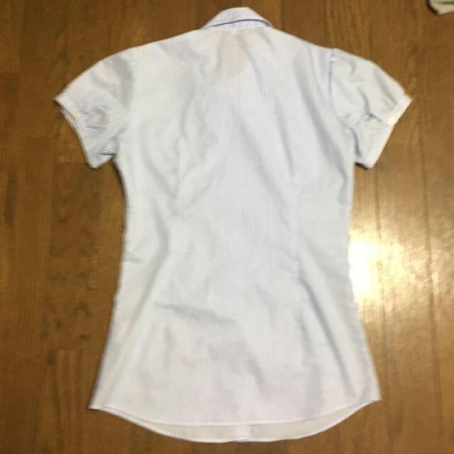 AOKI(アオキ)の胸元フリルシャツ レディースのトップス(シャツ/ブラウス(半袖/袖なし))の商品写真