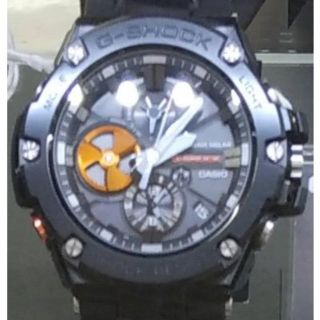 超人気モデル　カシオ　G-SHOCK 　GST-B100B-1A4JF