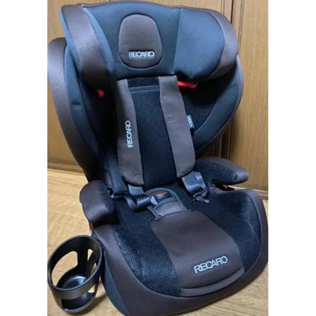 RECARO(レカロ)の【美品】レカロ ジェイワンスマイル ブラウン キッズ/ベビー/マタニティの外出/移動用品(自動車用チャイルドシート本体)の商品写真