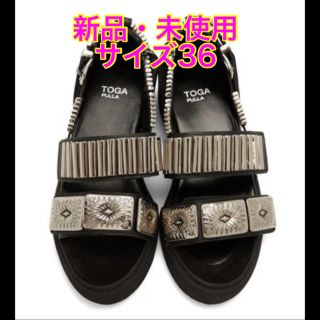 トーガ(TOGA)の新品・未使用　トーガプルラサンダル　サイズ36【23センチ】(サンダル)