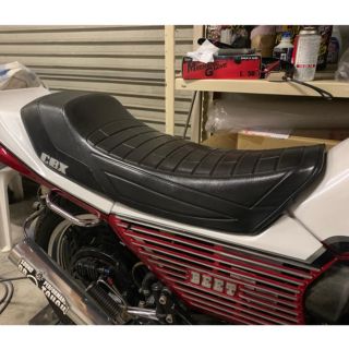 テレビで話題】 cbx400f ジュリアーリシート パーツ