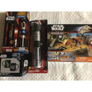 USA購入スターウォーズ 3本ライトセーバーミレニアムファルコンその他(その他)